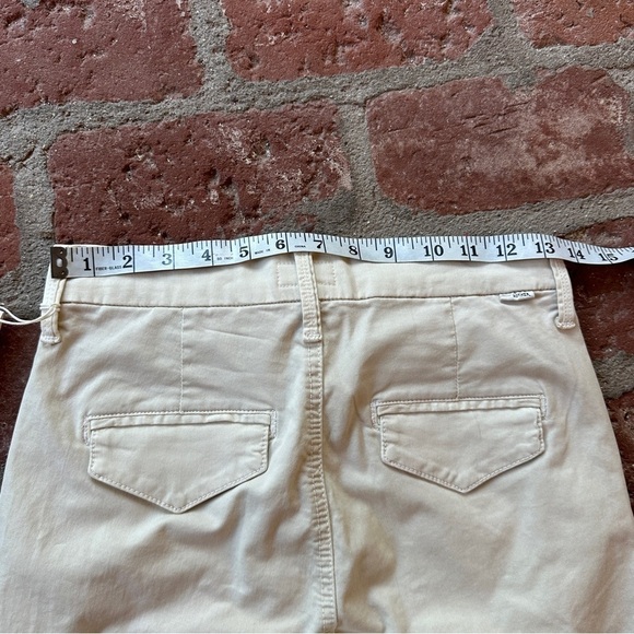 NWT MOTHER Women The Shaker Prep Short Fray High Rise Vanilla Size 24 raw hem - Picture 7 of 16